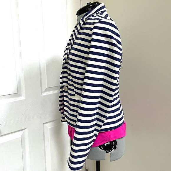 ⭐️Sharagano navy blue and off-white striped blazer - Picture 4 of 11